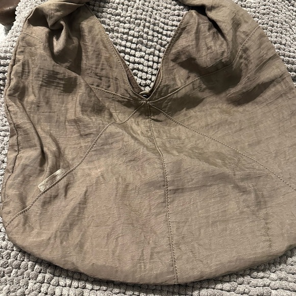 Banana Republic Tan Hobo Bag with Relaxed Design - Picture 1 of 11